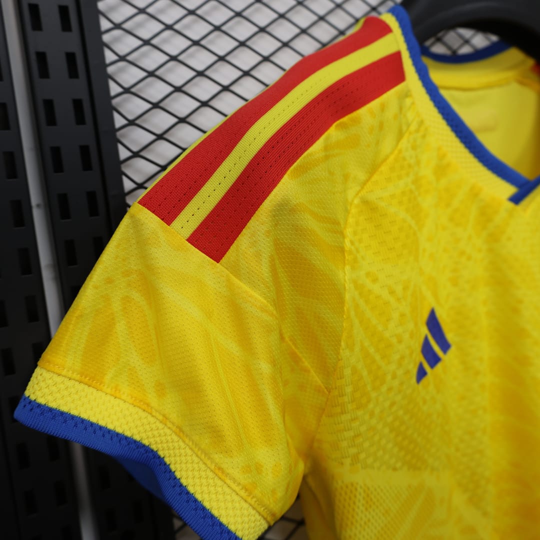 Colombia Authentic Soccer Jersey Women's Home Shirt World Cup 2026 - Player Version thumbnail 3