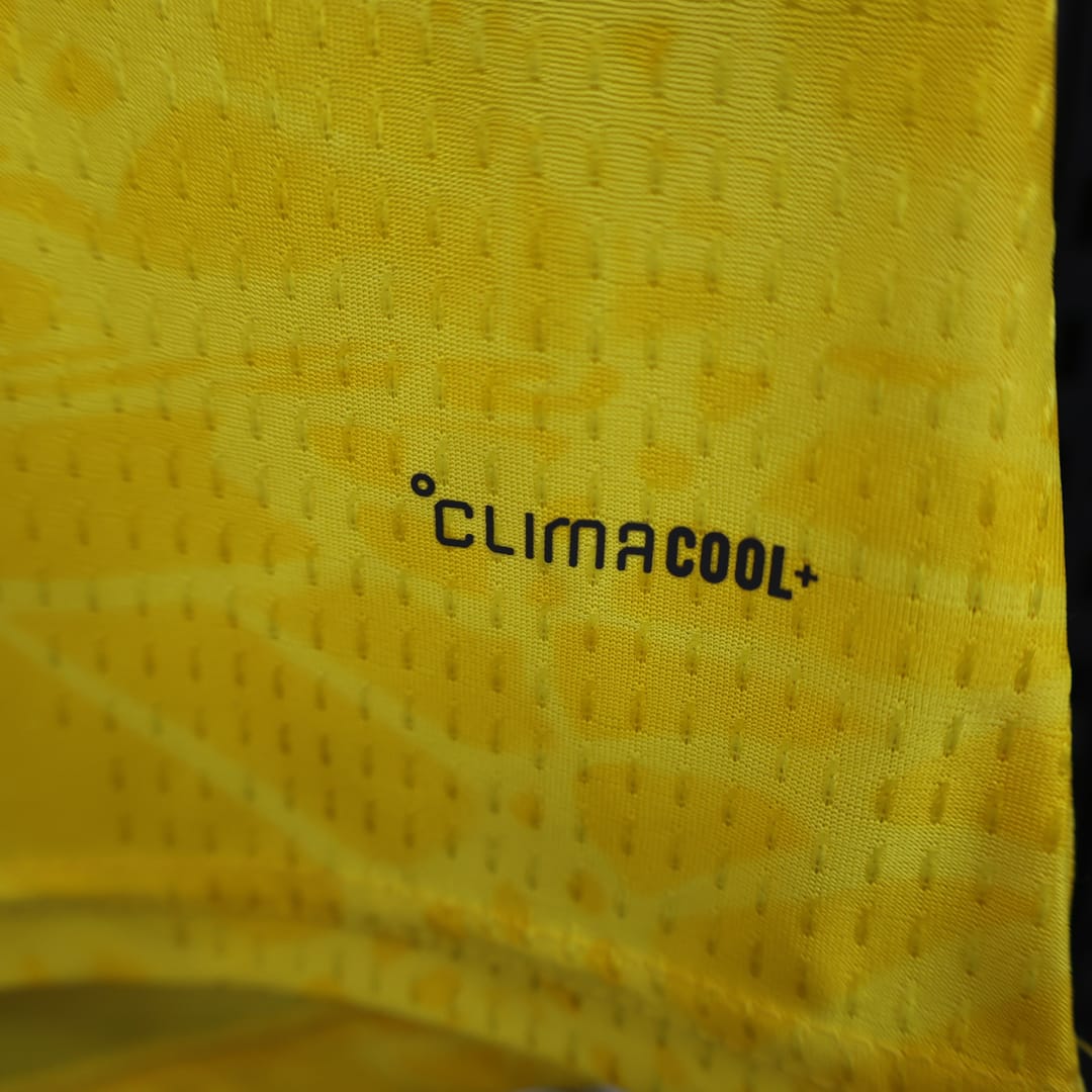 Colombia Authentic Soccer Jersey Women's Home Shirt World Cup 2026 - Player Version thumbnail 5