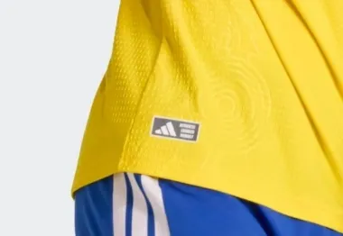 Sweden World Cup 2026 Home Player Version Kit & Jersey thumbnail 3