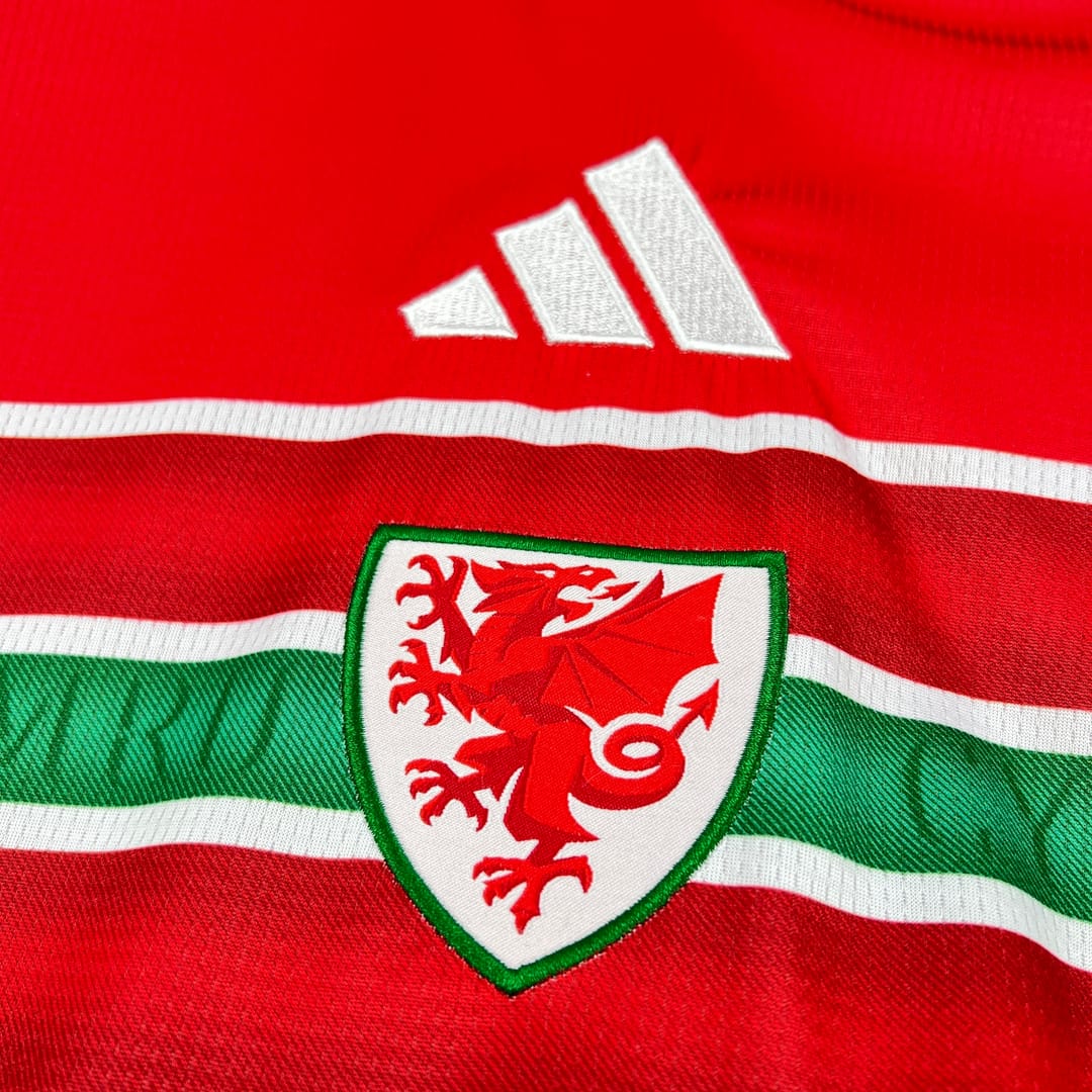 2026 Wales World Cup Home Football jersey Fan edition thumbnail 4